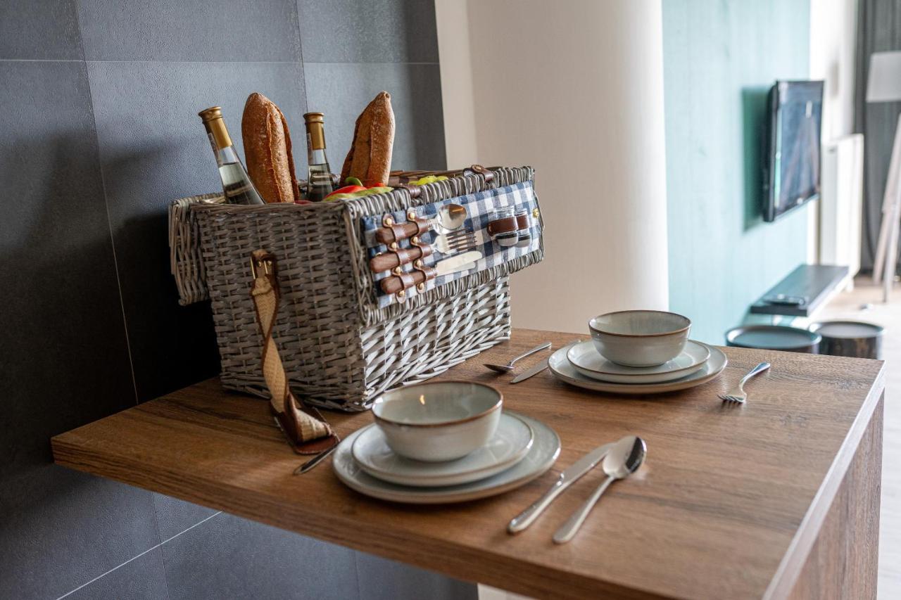 Hanza Tower Luxury Apartment