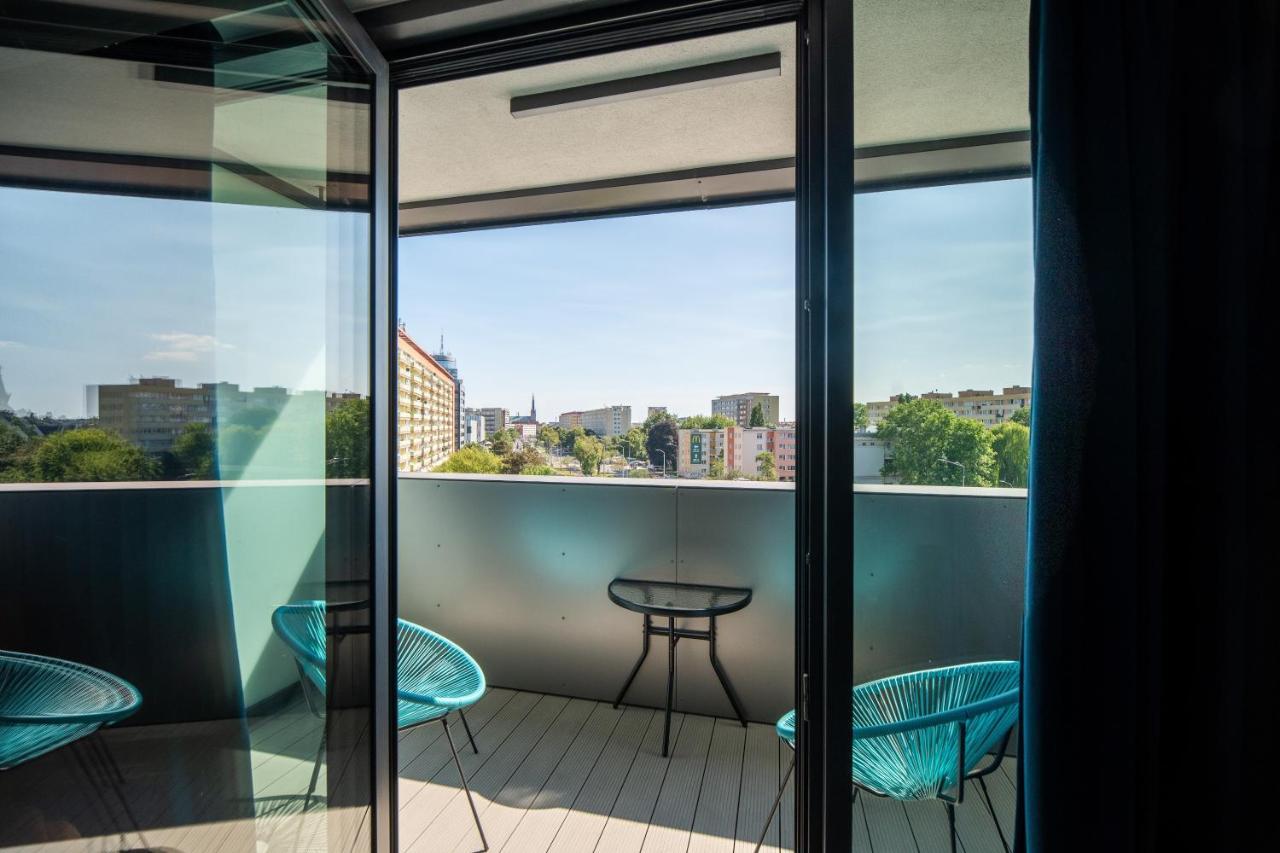 Hanza Tower Luxury Apartment *