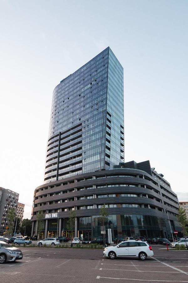 Hanza Tower Luxury Apartment *